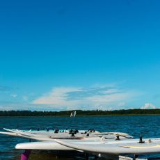 33 szkola windsurfingu nad jeziorem Habenda.JPG